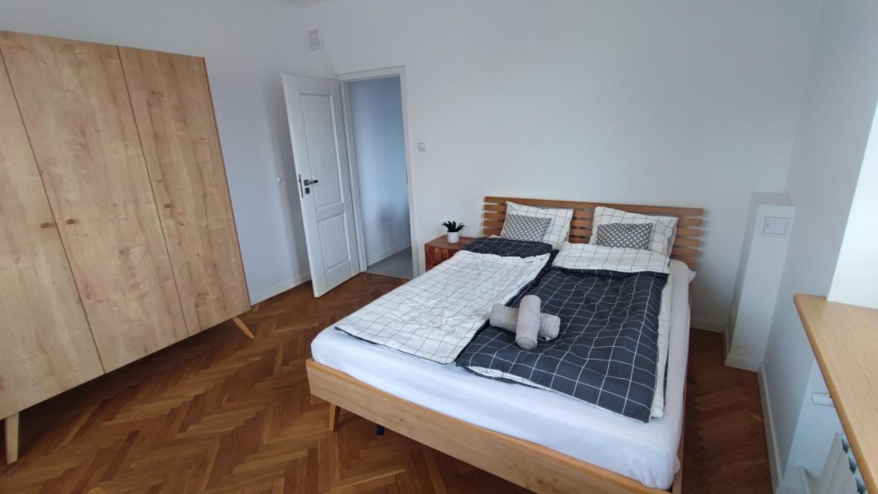 Butas Przestronny Apartament W Centrum Warsaw